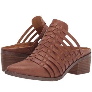 Report Women's ZORA Woven Pointed Toe Ankle Boot Mules 8